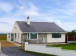 Bryn Awel Pet-Friendly Cottage, Church Bay, North Wales (Ref 10833)