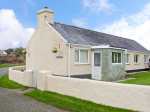 Cae Cwta Bach Family Cottage, Llangefni, North Wales (Ref 11773)