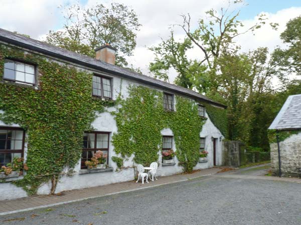 Courtyard Villa Family Cottage, Headford, County Galway, West (Ref 12439)