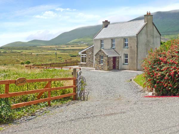 Suan Coastal Cottage, Ballinskelligs, County Kerry, South West (Ref 12747)