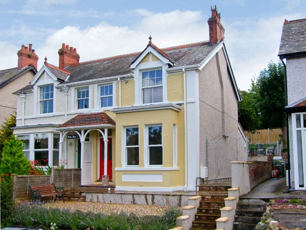 Westfield Coastal Cottage, Conwy, North Wales (Ref 13086)