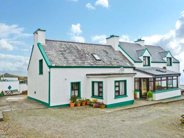 Nana's House Pet-Friendly Cottage, Allihies, County Cork, South West (Ref 13491)