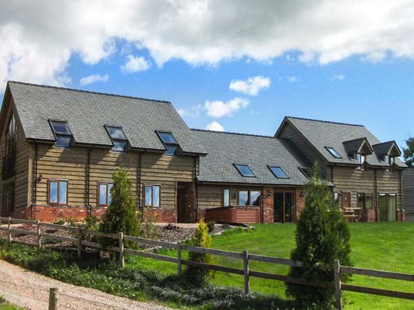 Bedw Barn Family Cottage, Newtown, Mid Wales (Ref 13554)