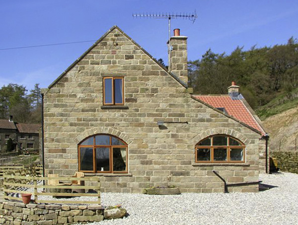 The Arches Pet-Friendly Cottage, Farndale , North York Moors & Coast (Ref 1391)