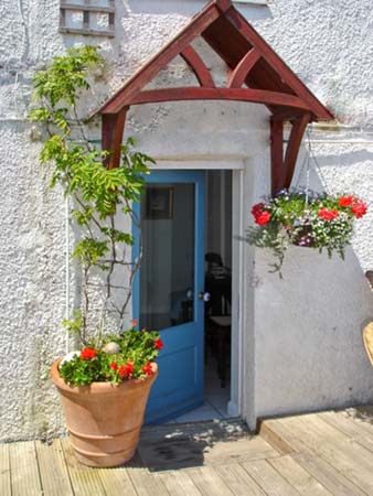 102 Gills Cliff - The Deck Studio Beach Cottage, Ventnor, South Coast (Ref 14256)