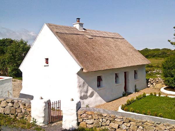 Spiddal Thatch Cottage Pet-Friendly Cottage, Spiddal, County Galway, West (Ref 14451)