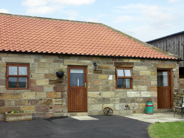 Broadings Cottage Pet-Friendly Cottage, Whitby, North York Moors & Coast (Ref 1464)