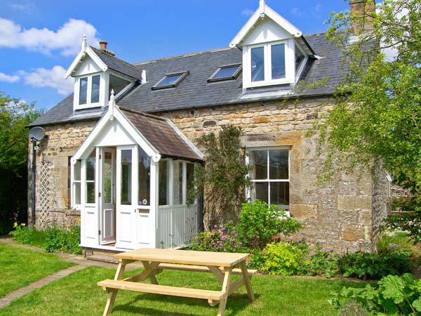 Old Hall Cottage Pet-Friendly Cottage, Falstone, Northumberland (Ref 15661)
