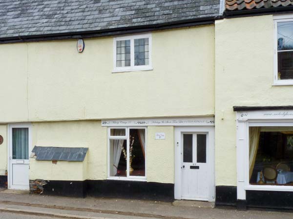 Melody Cottage Family Cottage, Great Ryburgh, East Anglia (Ref 17045)