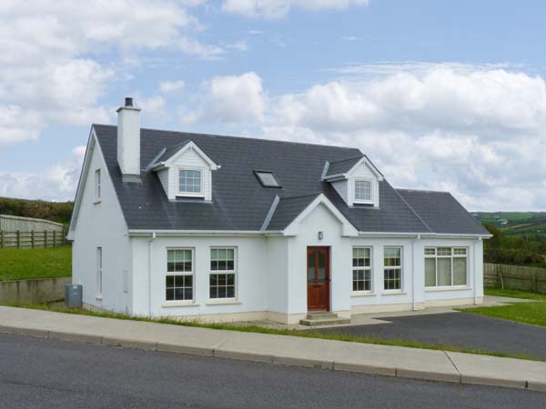 1 Tirlaughan Brae Coastal Cottage, Carrigart, County Donegal, North West (Ref 17146)