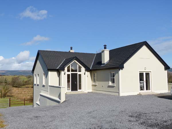 Knockmore Lodge Family Cottage, Boyle, County Sligo, North West (Ref 17801)