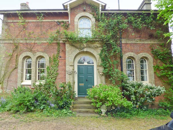 Crossing Gates Pet-Friendly Cottage, Starston, East Anglia (Ref 17850)