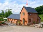 Y Bwythyn Pet-Friendly Cottage, Tregynon, Mid Wales (Ref 18227)