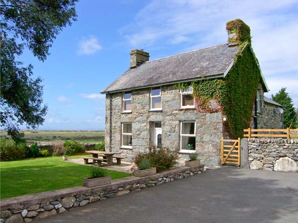 Tyddyn Pet-Friendly Cottage, Dyffryn Ardudwy, North Wales (Ref 18501)