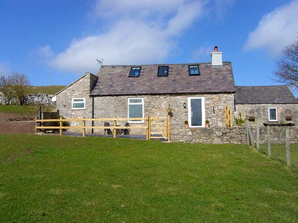 Hafan Haydn Coastal Cottage, Dyserth, North Wales (Ref 18740)