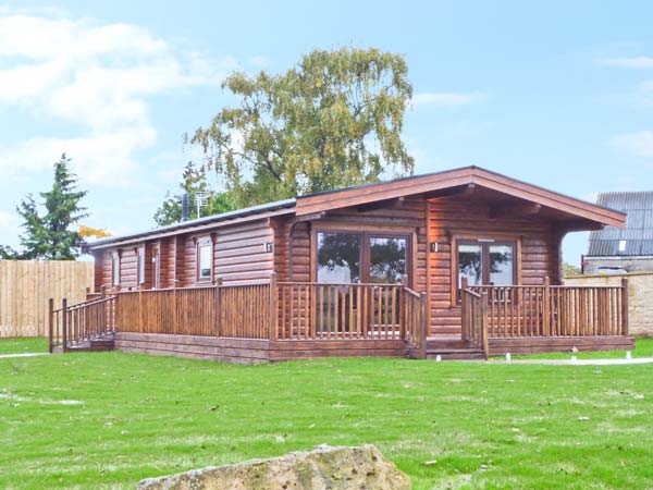 Cornfield Lodge Family Cottage, Northallerton, North York Moors & Coast (Ref 18818)