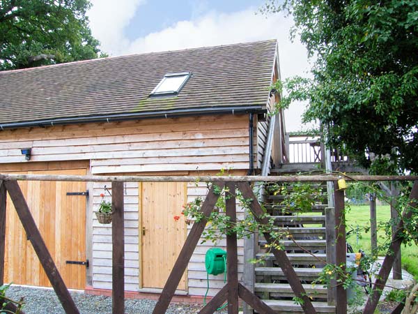 The Garden Room Countryside Cottage, Dorrington, Heart Of England (Ref 18951)