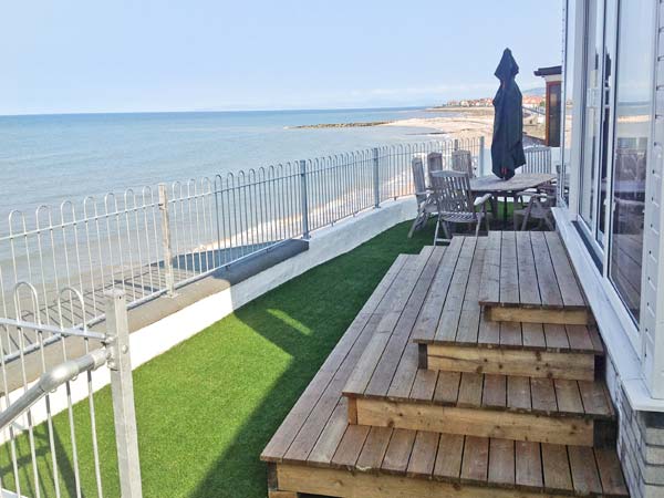 Treasure Cottage Pet-Friendly Cottage, Llandudno, North Wales (Ref 18992)
