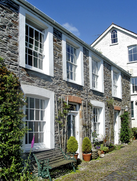 4 Elm Terrace Pet-Friendly Cottage, Mevagissey, South West England (Ref 2012)