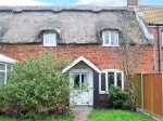 Nuthatch Pet-Friendly Cottage, Hemsby, East Anglia (Ref 20433)