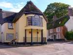 Troy House Family Cottage, Puddletown, South West England (Ref 20494)