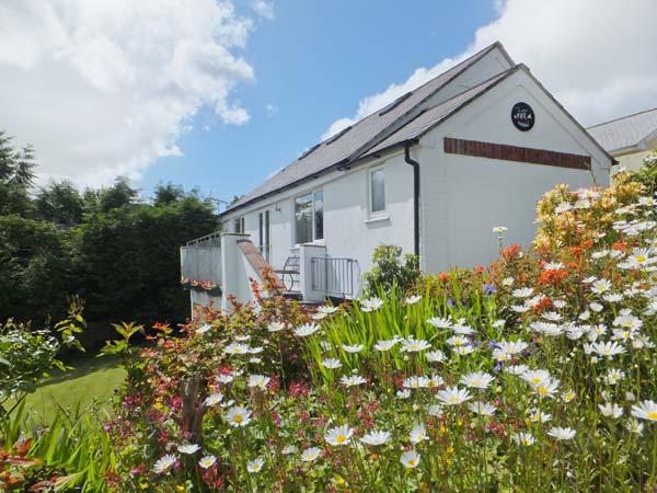 Halfpenny Cottage Family Cottage, Harrowbarrow, South West England (Ref 20763)