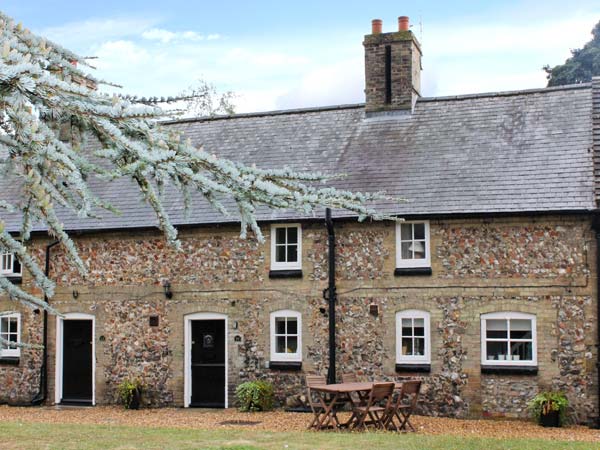 Manor Farm Cottage Pet-Friendly Cottage, Swaffham, East Anglia (Ref 20933)