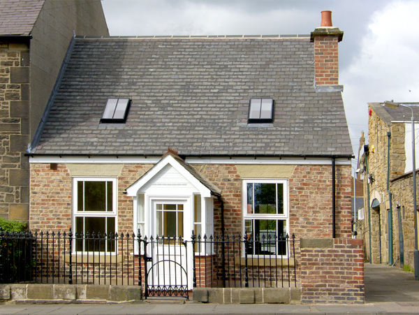 Dacre Cottage Pet-Friendly Cottage, Morpeth, Northumberland (Ref 2116)