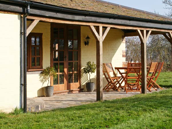 Brambles Cottage Pet-Friendly Cottage, Malvern, Heart Of England (Ref 22112)