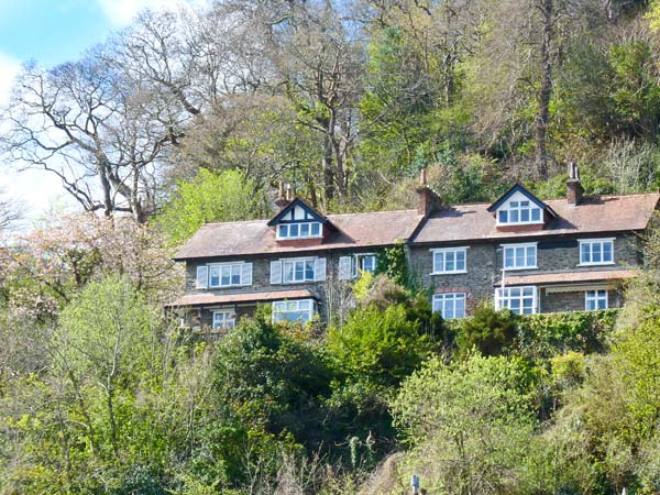 Bay View House Beach Cottage, Lynmouth, South West England (Ref 22126)
