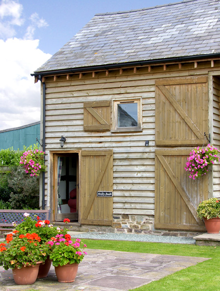 Holly Bush Countryside Cottage, Luntley, Heart Of England (Ref 2215)
