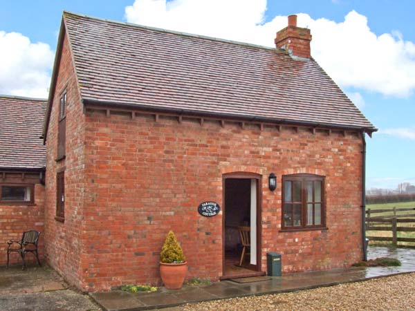 Paradise Cottage Countryside Cottage, Ilmington, Cotswolds (Ref 22263)
