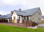 Elder Cottage Pet-Friendly Cottage, Kidwelly, South Wales (Ref 2303)