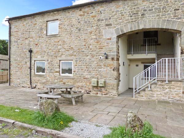 Austwick Pet-Friendly Cottage, Tosside, Yorkshire Dales (Ref 23833)