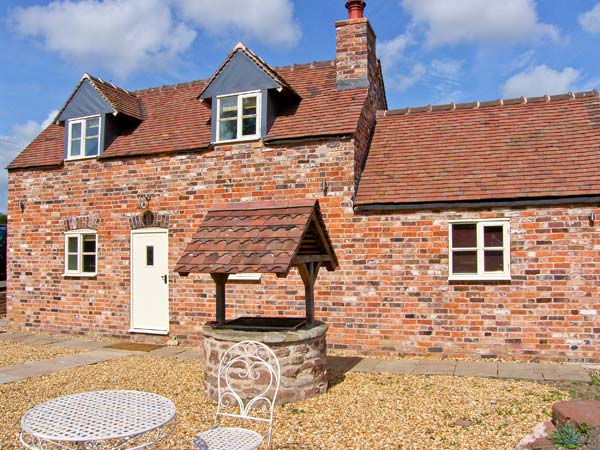 Strine View Cottage Pet-Friendly Cottage, Crudgington, Heart Of England (Ref 23979)