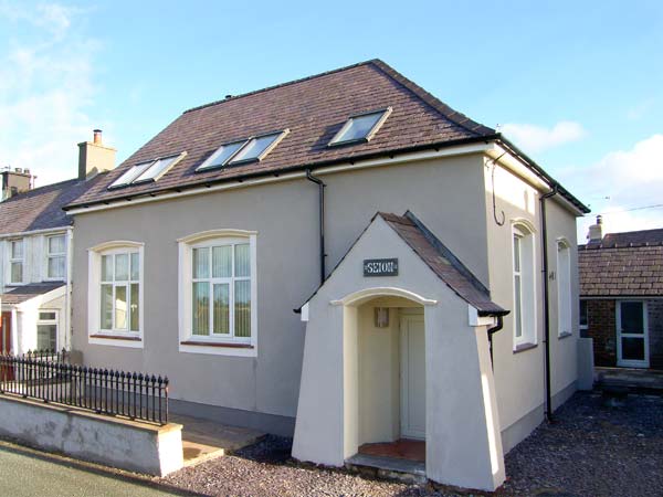 Yr Hen Festri Coastal Cottage, Y Felinheli, North Wales (Ref 24239)