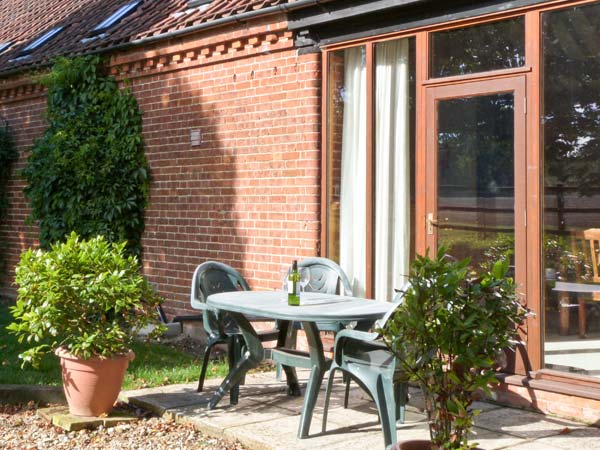Sycamore Family Cottage, Wood Norton, East Anglia (Ref 24359)