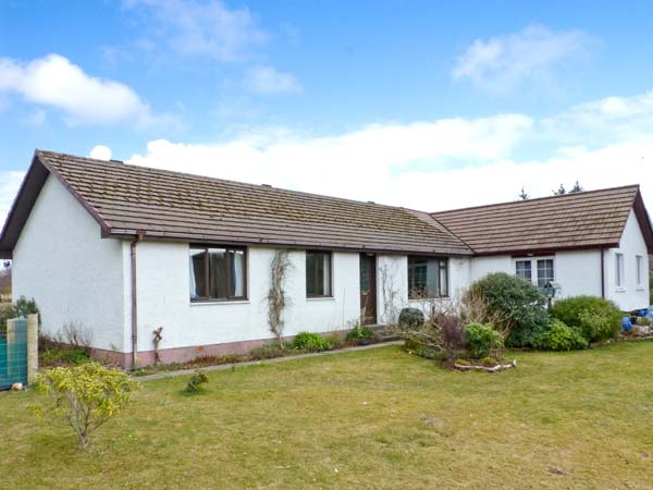 Callanish Pet-Friendly Cottage, Benderloch, Central Scotland (Ref 24755)