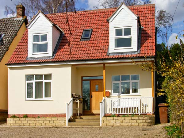 Meadow View Family Cottage, Pickering, North York Moors & Coast (Ref 25121)