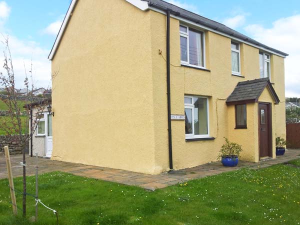 Tyn Y Groes Pet-Friendly Cottage, Dyffryn Ardudwy, North Wales (Ref 25511)