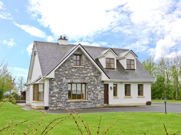 Cois Chlair Pet-Friendly Cottage, Ardrahan, County Galway, West (Ref 25884)