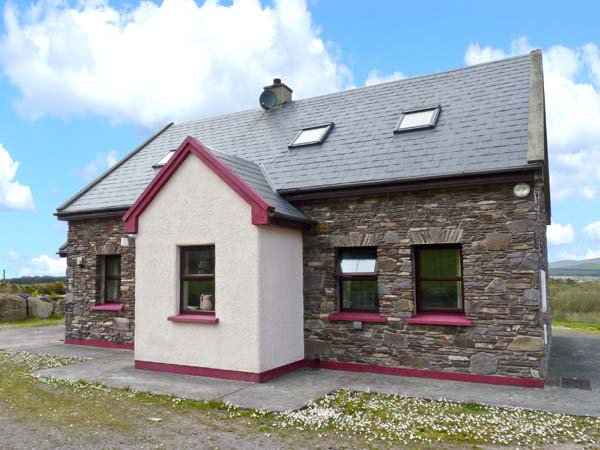 Stone Cottage Coastal Cottage, Waterville, County Kerry, South West (Ref 26009)