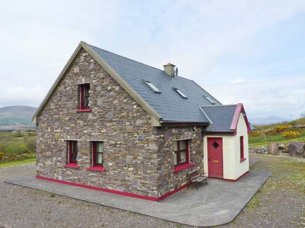 Fraoch Coastal Cottage, Waterville, County Kerry, South West (Ref 26034)