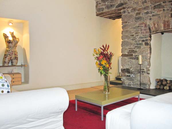 Avery Cottage Family Cottage, Lostwithiel, South West England (Ref 26111)