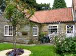 Throstle Nest Cottage Coastal Cottage, Sleights Near Whitby, North York Moors & Coast (Ref 2628)