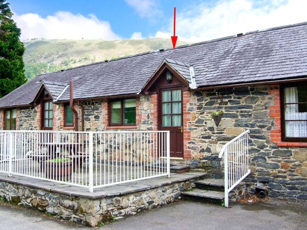 Middle Cottage Pet-Friendly Cottage, Llangollen, North Wales (Ref 26458)
