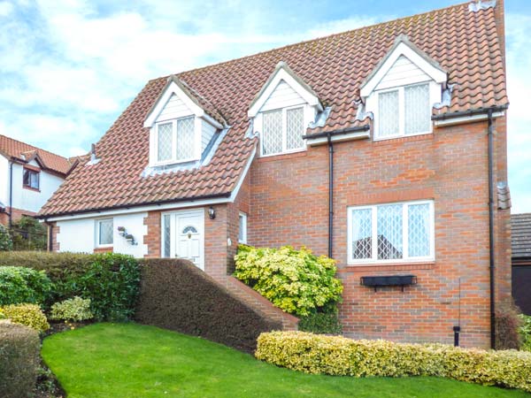 Woodlands Coastal Cottage, Scarborough, North York Moors & Coast (Ref 26519)