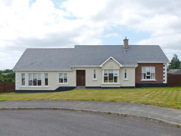 8 Blakes Glen Pet-Friendly Cottage, Curracloe, South East (Ref 27031)