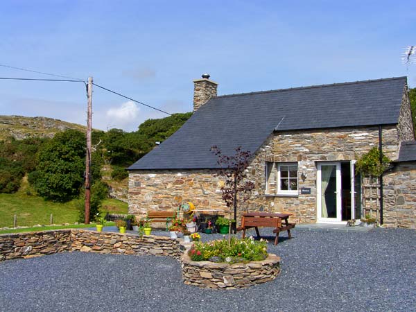 Garth Morthin The Stables Pet-Friendly Cottage, Morfa Bychan, North Wales (Ref 27053)