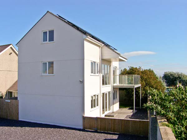 Rhandir Mwyn Pet-Friendly Cottage, Rhosneigr, North Wales (Ref 27057)